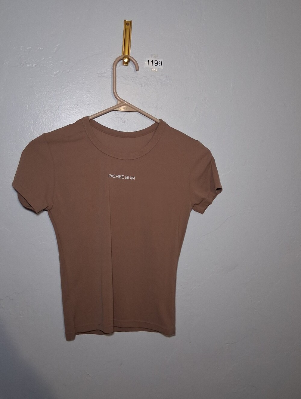Pêchee Bum Women's Short Sleeve Crewneck Tee in Brown